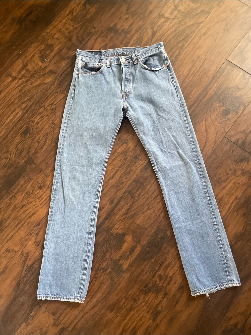 Levi's 501 Light Blue Straight Leg Men's Jeans 32/34